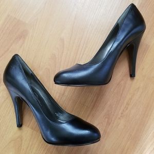 NIB Jessica Simpson Brenda pumps